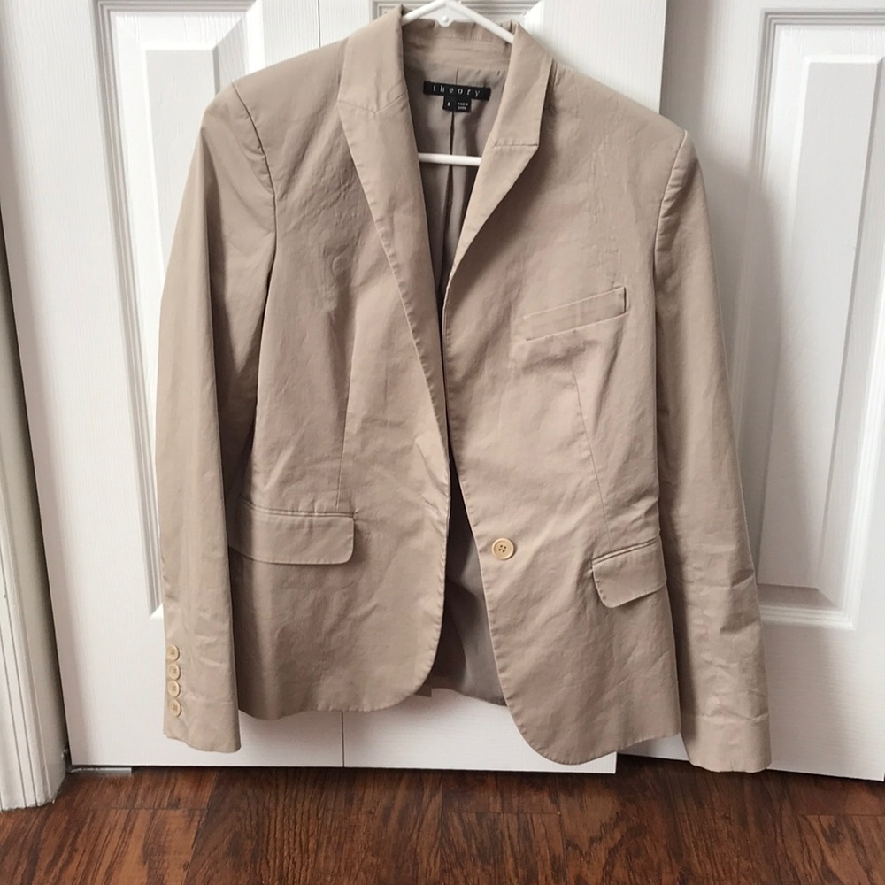 Women’s Theory brand blazer.